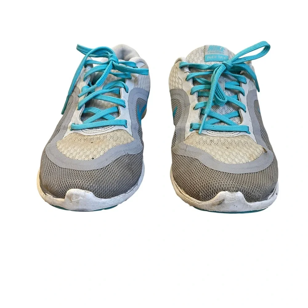 Nike Training Flex TR6 Running Shoes size 6 Gray Aqua Sneaker Athletic‎ Workout